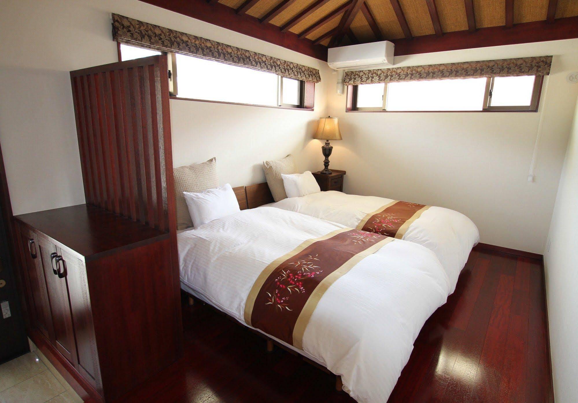 Ocean Hills Kouri Nakijin Exterior foto